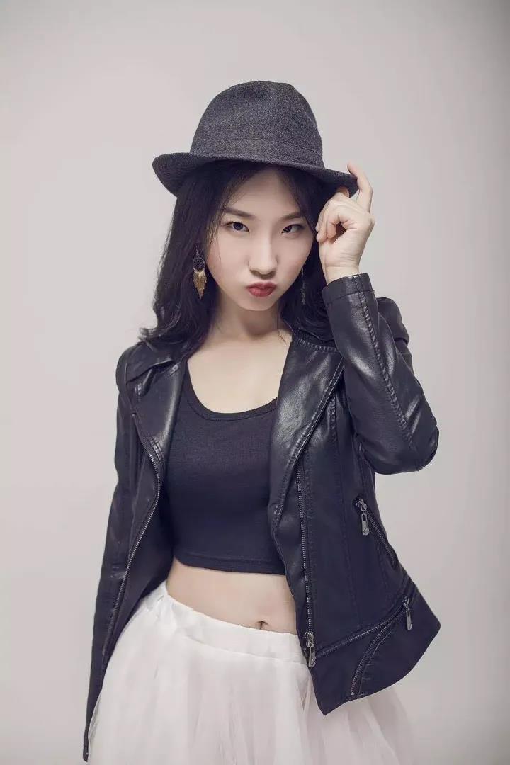 上海表演培训,表演培训,表演艺考培训,艺术培训班,上海学唱歌,上海学舞蹈, 上海学表演,歌唱培训,上海艺考,少儿舞蹈培训,上海声乐培训,主持培训