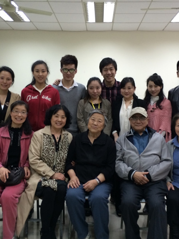 银都艺校专修1班话剧《国考魔方》落幕